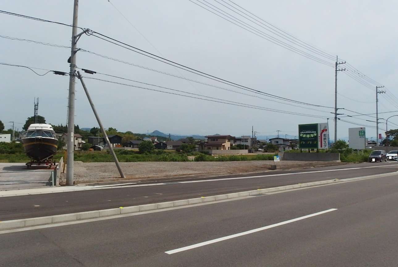 丸亀市飯山町東坂元土地